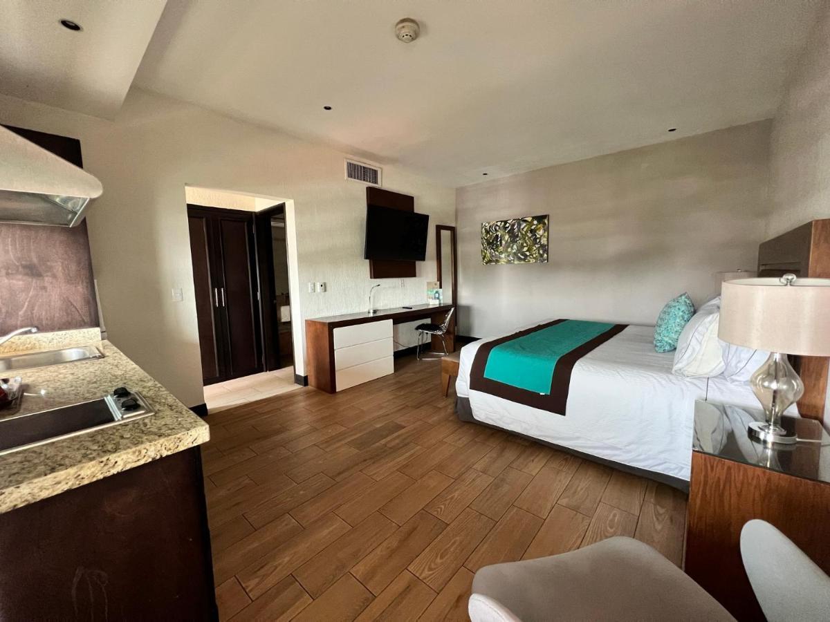Aurea Hotel And Suites Zapopan Buitenkant foto