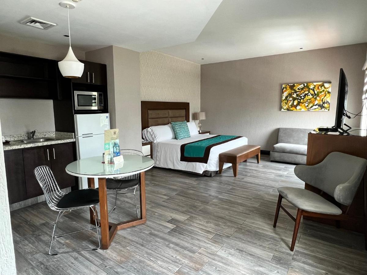 Aurea Hotel And Suites Zapopan Buitenkant foto